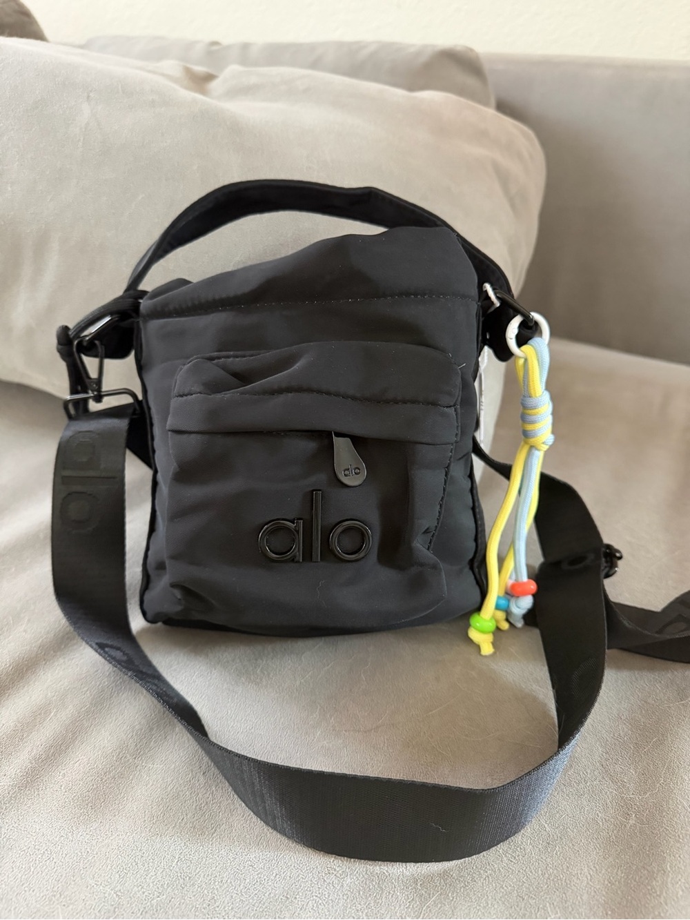Bottle bag crossbody